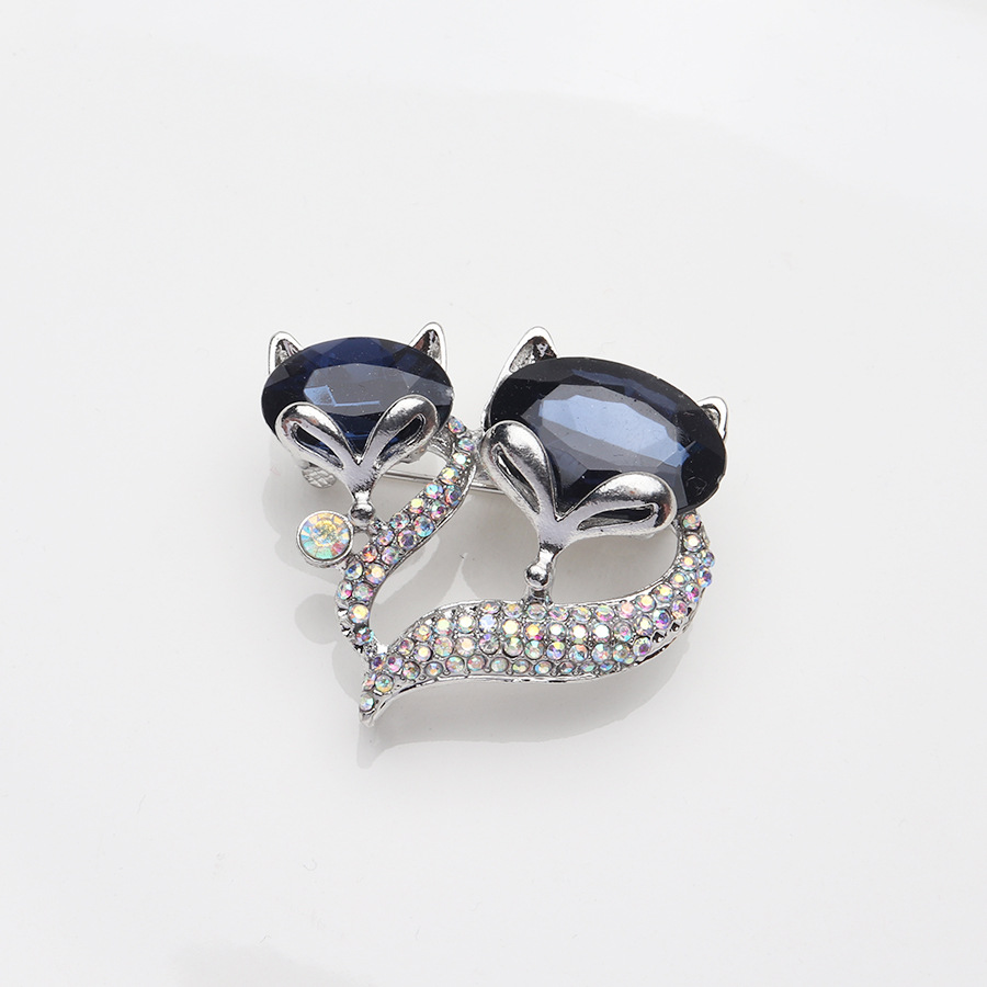 Korean Style New Crystal Colorfuled Gemstone Rhinestone Fox Head Brooch Female Stylish Small Animal Corsage Silk Scarf Button Corsage