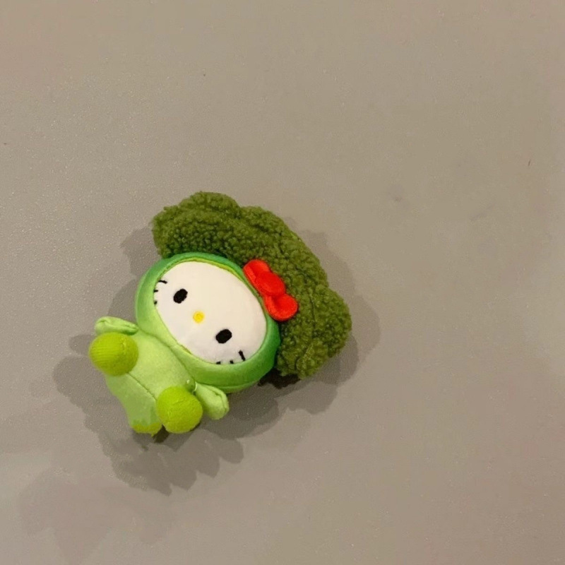 黑色草帽kitty帽宝宝挂件爱心扣公仔玩偶可爱赫本风挂饰钥匙扣|undefined