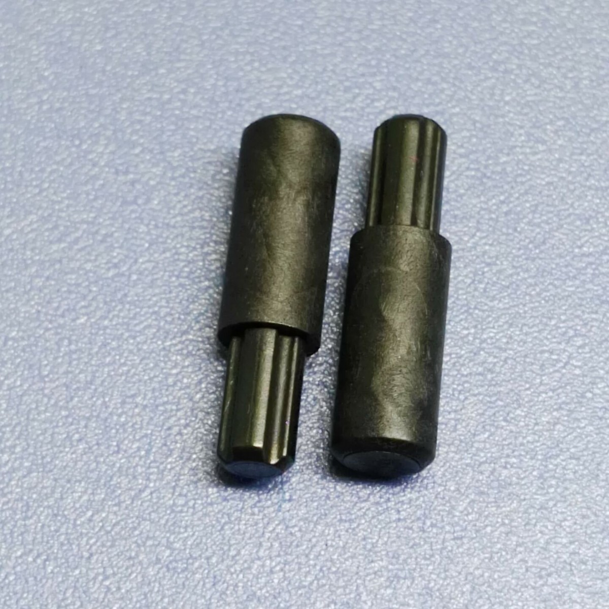 GECKO 环保 赛钢材质黑色圆体间隔柱GD0076766,定位柱,隔离柱销钉
