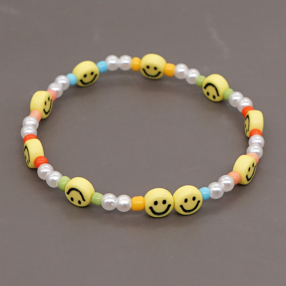 Diseño Creativo De Interés Especial Estilo Bohemio Cuenta Colorida Imitación Perla Amarilla Sonriente Hecha A Mano Pequeña Pulsera De Cuentas Para Mujer display picture 2