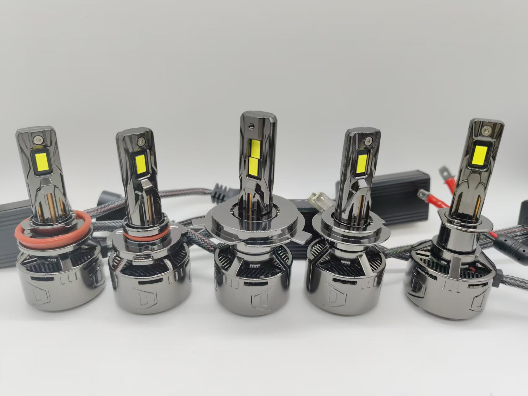 Tcyato Hot-Selling New Model Car and Truck Front Headlights White Light 300W Gun Color Gold 4 Copper Tubes H1H4H7