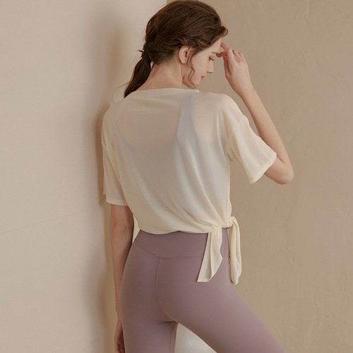 Loose and lightweight sports blouse for women, ice silk-like breathable yoga wear, short-sleeved T-shirt tops, quick-drying running fitness clothes