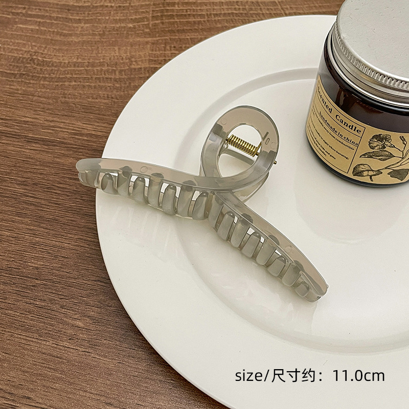 Milk Brown horquilla grande hacia atrás cabeza clip de pelo tocado de las mujeres principios de primavera de alto grado updo tiburón horquilla