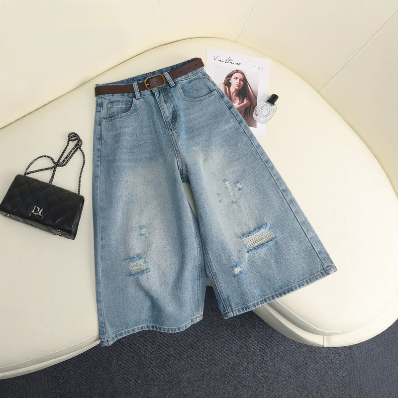 Light blue ripped cropped denim shorts for women, summer thin style, 2026 new model, loose 7-point mid-length pants Light blue ripped cropped denim shorts for women, summer thin style, 2026 new model, loose 7-point mid-length pants