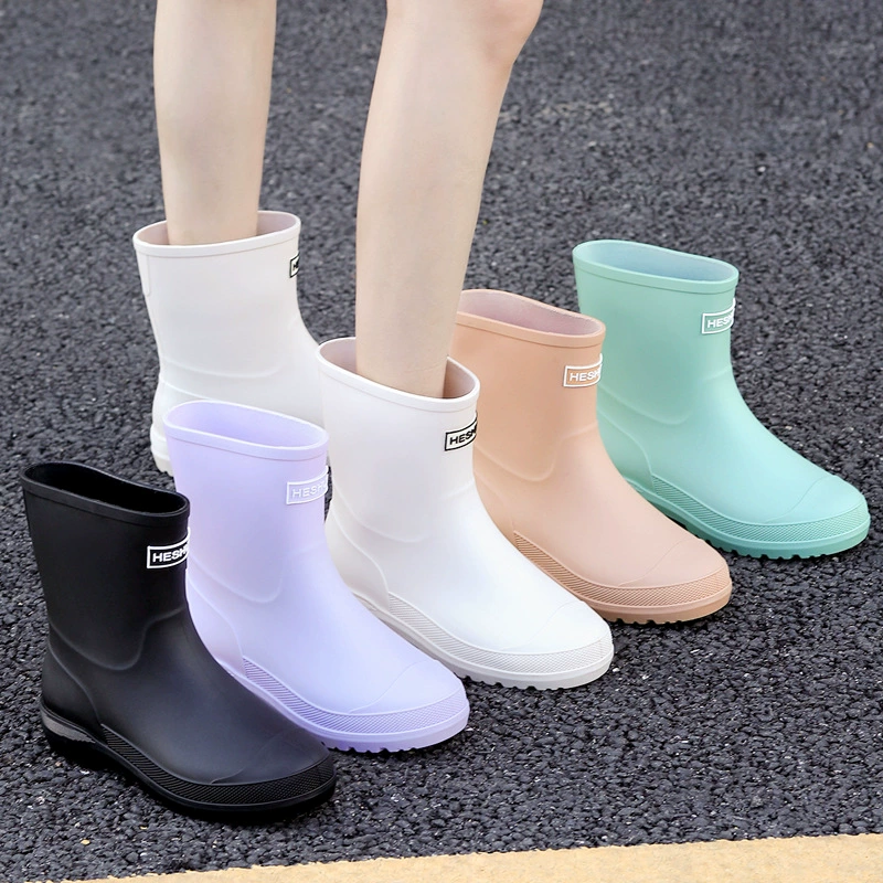 Трансграничные новые резиновые сапоги женская мода на улице водонепроницаемая обувь противоскользящая легкая наконечная обувь для взрослых дождевые сапоги кухонная резиновая обувь