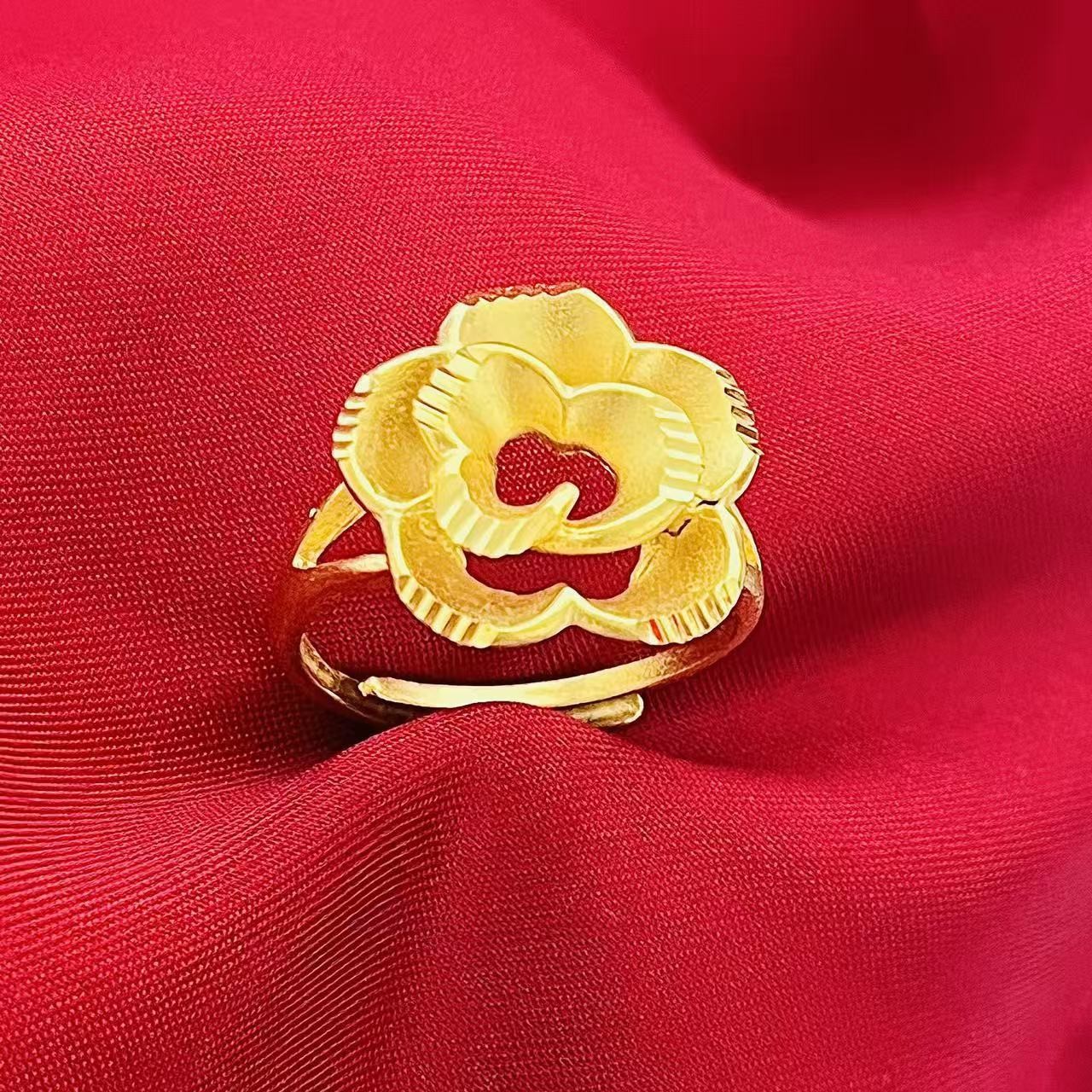 黄銅の金メッキの福の金儲けの指輪の男性の多種類の車の花は宝の蛇口の関公の戒子の金メッキの指輪を招きます。