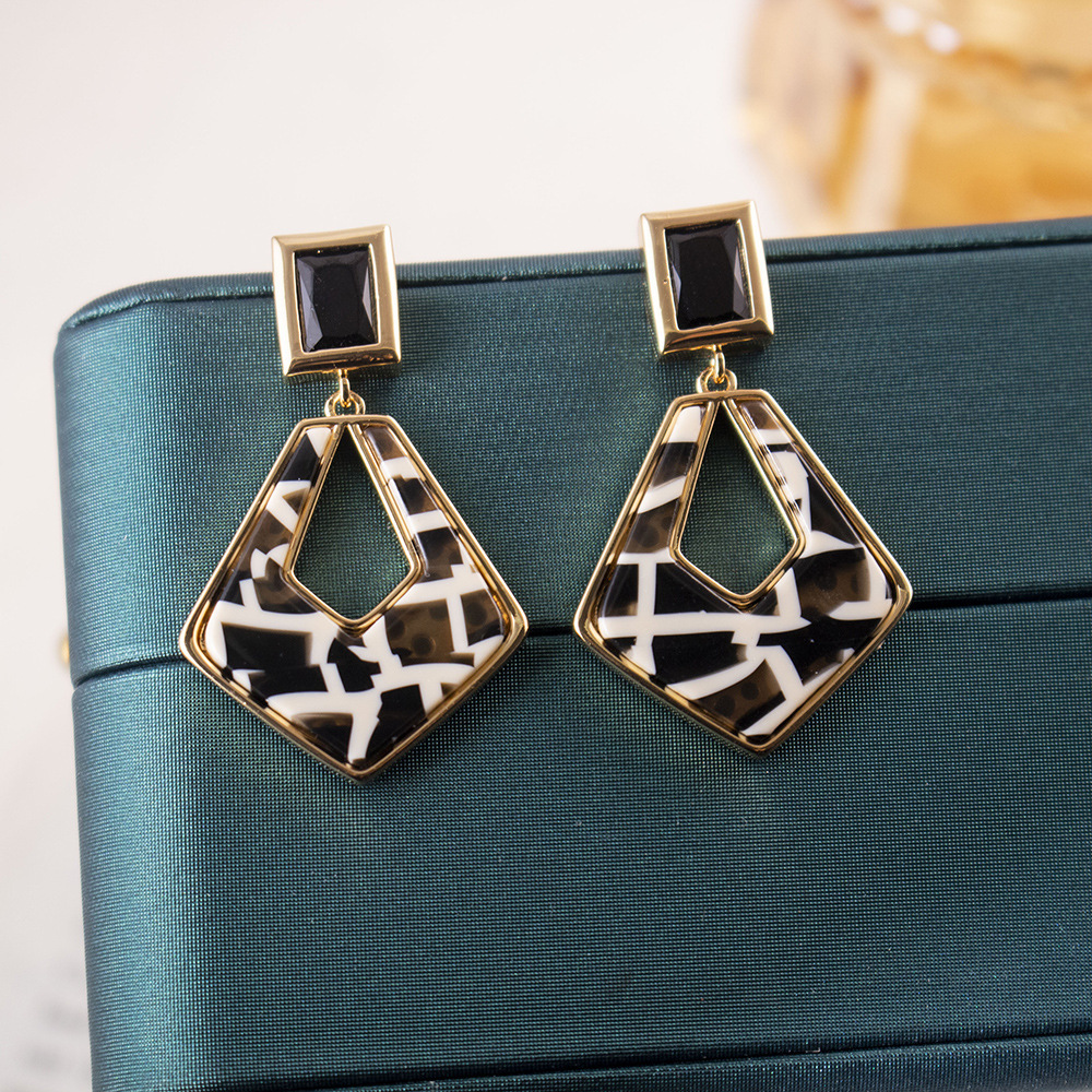 76#Geometric splicing earrings (real gold plating)