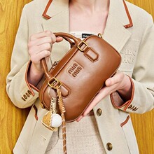MIU�ұ��g��Ů����ʿ�D���^������б���ٰ������ռ{�μ��y