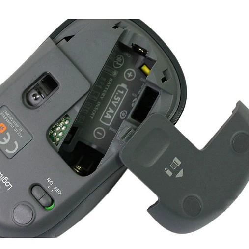 Logitech, мышь для ноутбука, комфортная, на батарейках