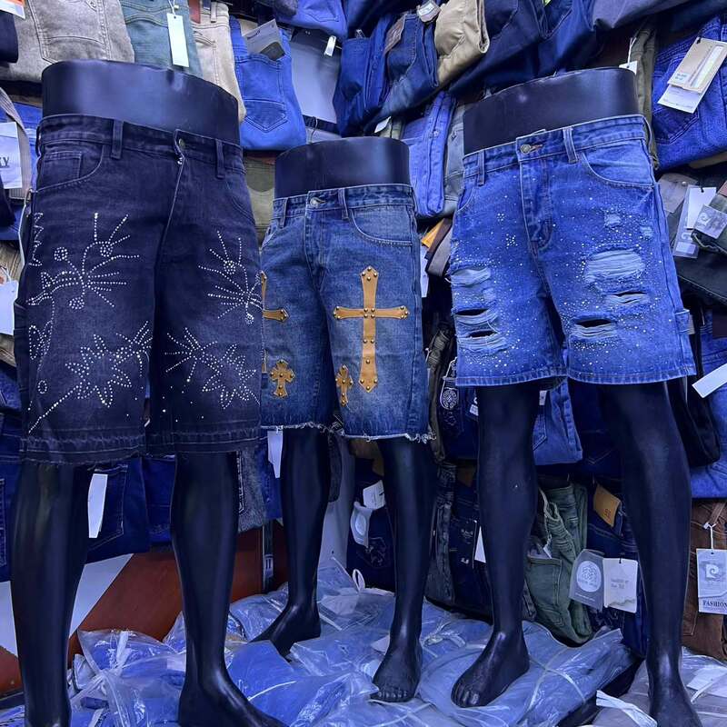 Summer trendy brand rhinestone-studded ripped denim shorts for men, straight-leg mid-length pants Summer trendy brand rhinestone-studded ripped denim shorts for men, straight-leg mid-length pants