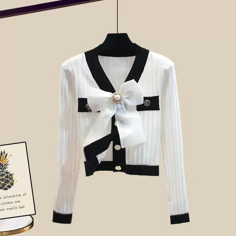 Autumn set, knitted sweater with bow, plus size, Chanel style