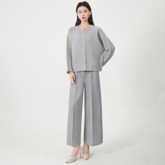 三宅时尚套装裤女装高级感宽松圆领长袖上衣阔腿直筒裤通勤两件套