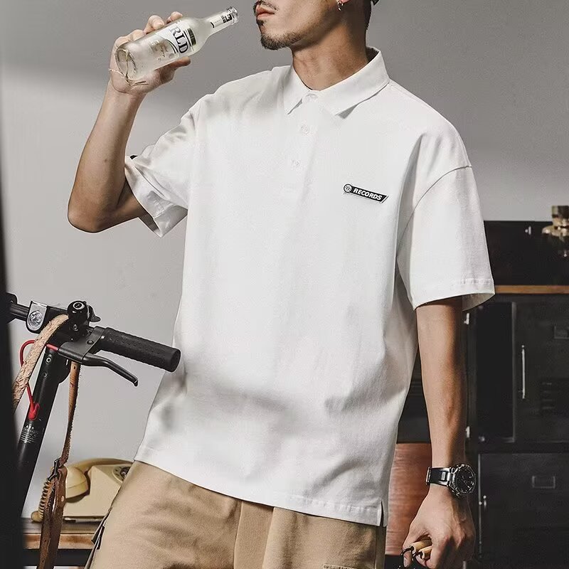 Polo de manga corta con solapa Camiseta de verano de marca de moda para hombres Versión coreana de la tendencia delgada 2025 nueva camiseta de todo fósforo