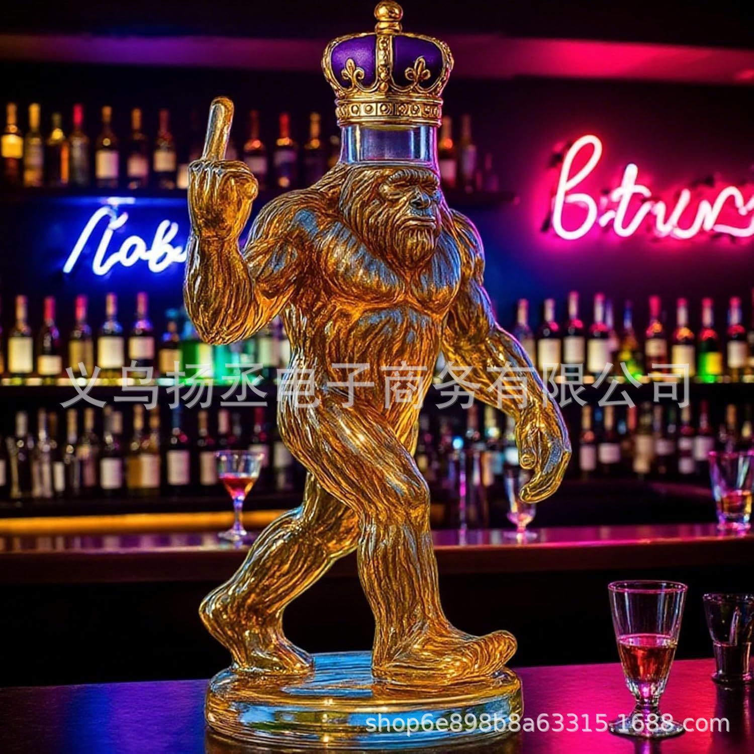 跨境爆款 Funny Bigfoot Whiskey Bottle 有趣的大脚威士忌酒瓶