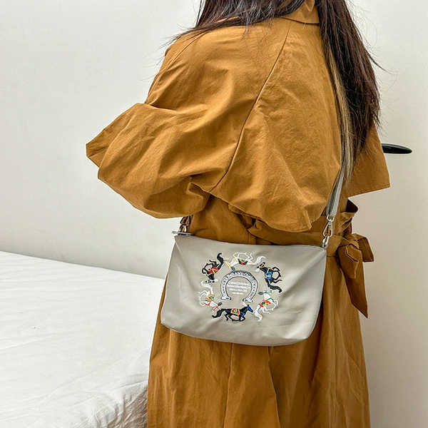 Light -gray Machato bag