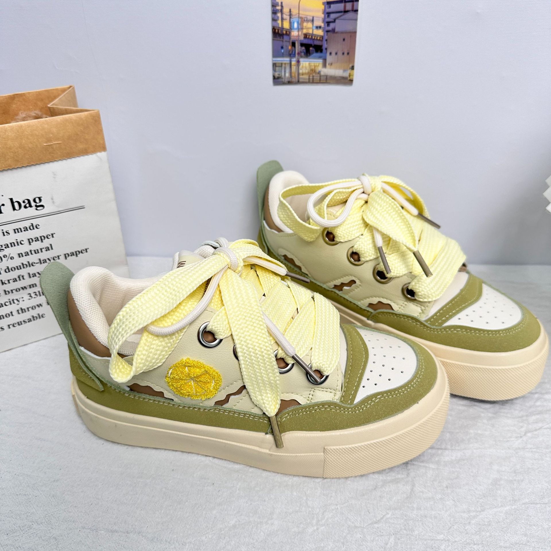 Yuanbo lindas zapatillas de deporte de niña suave primavera de 2025 nuevo estilo femenino zapatos de mujer casuales de suela gruesa zapatos de pan para estudiantes image 4