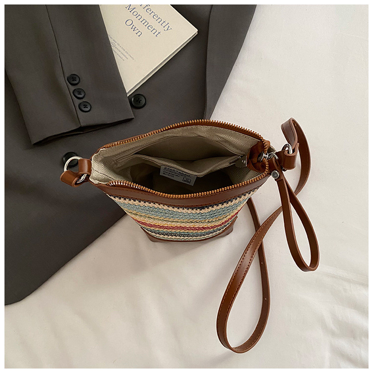 Fashionable straw woven bag for women 2025 summer new trendy woven single-shoulder crossbody women's bag, versatile bucket bag with patchwork undefined