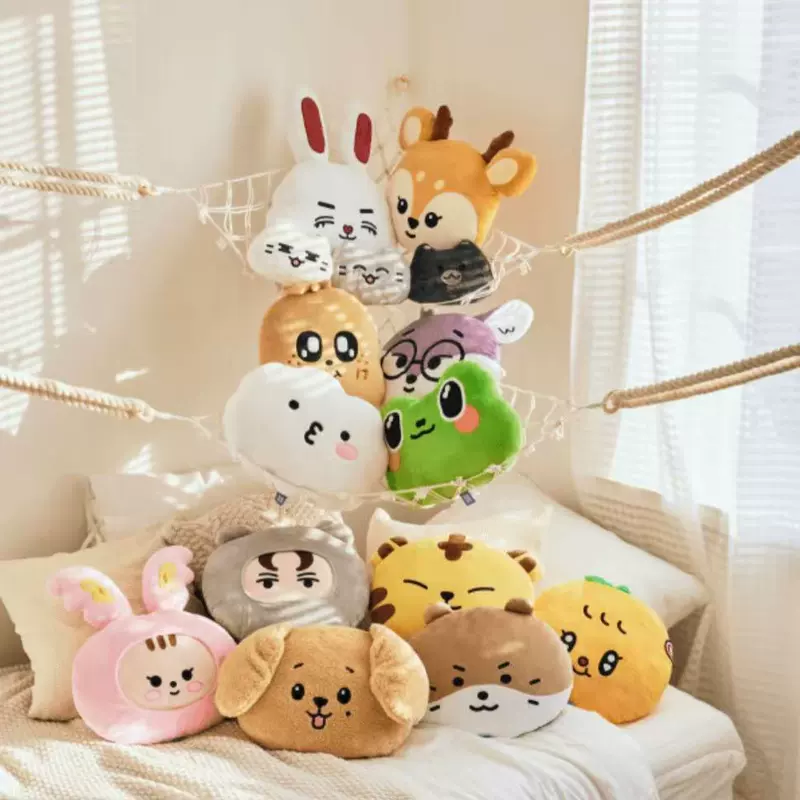 Подушка-мягкая игрушка Seventeen Face Cushion
