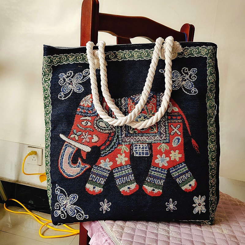 Women's Large Canvas Animal Cartoon Vacation Ethnic Style Zipper Tote Bag display picture 18