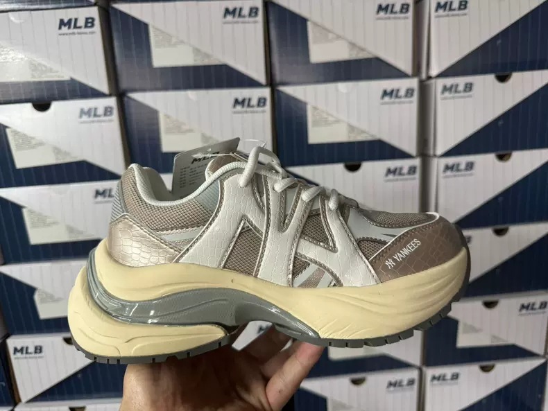 MLB流浪鞋张凌赫同款老爹鞋男鞋女鞋 2025夏季新款银色鞋子厚底鞋|undefined