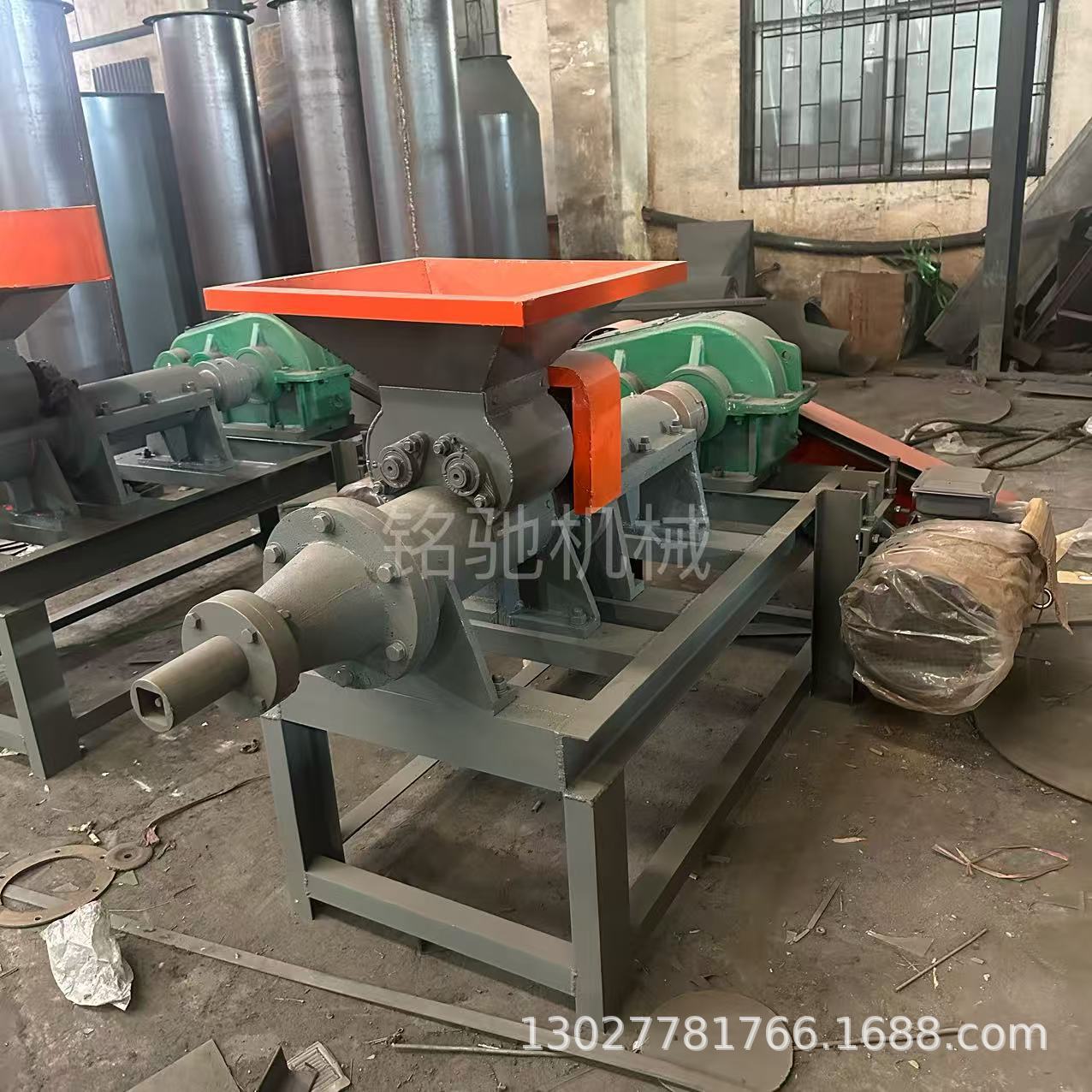 Máquina de fabricación de barras de carbón pulverizado de carbón activado de Lancan extrusora máquina de fabricación de barras de carbón de barbacoa máquina de lavado con agua máquina de formación de escoria de carbón