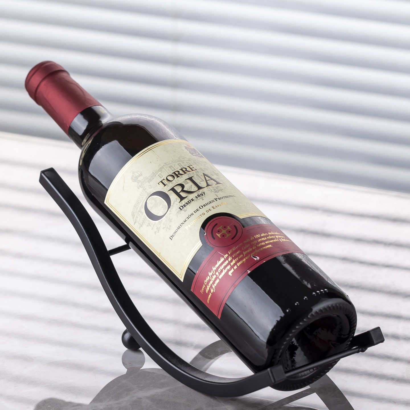 Household Red Wine Glass Rack Wine Cabinet Red Wine Rack Ornaments Wine Decoration Upside down Wine Bottle Rack Modern Accessible Luxury Wine Rack