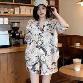 2026超火穿搭一整套休闲老钱风女装初夏独特绝美印花衬衫套装短裤
