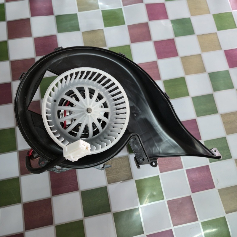 Volvo Fh Truck Air Conditioning Blower Motor 84479335 Evaporation Fan Motor