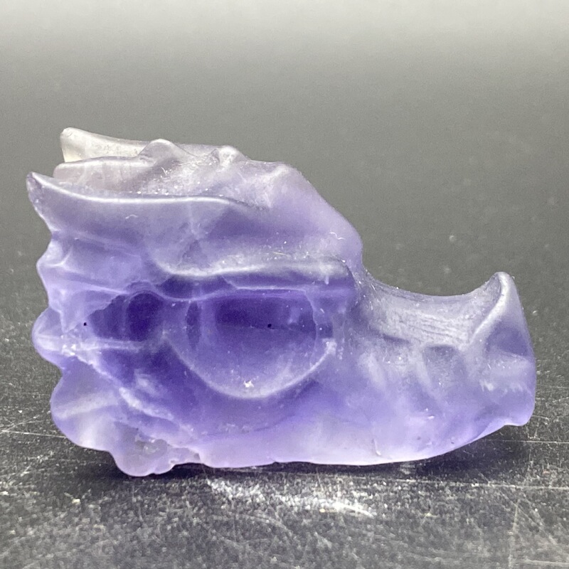 天然萤石狼头精品水晶手工雕刻件桌面摆件手工雕刻件装饰 图 3