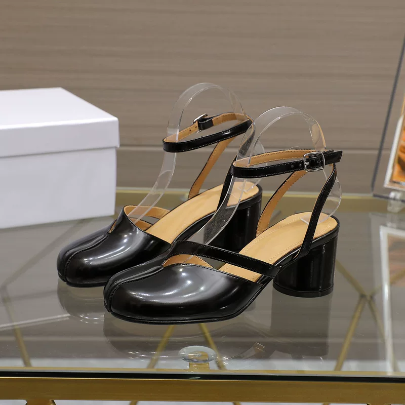 Elite sandals, leather ankle bracelet