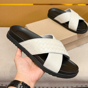 Men's Genuine Leather European Versatile Woven Outdoor Fashion Shoes 25 New Thick-Soled Comfortable Trendy Brand Cross Sandals