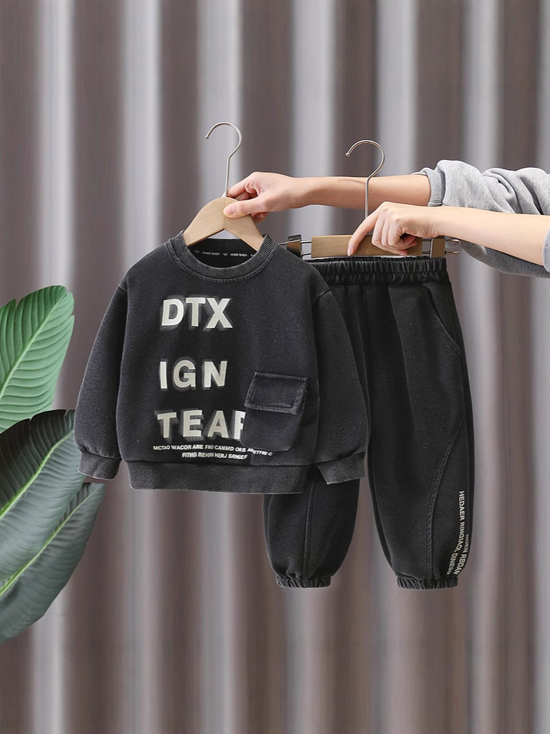 7675 traje de primavera para niños 2025 nuevo estilo estilo occidental ropa de celebridades de Internet para niños estilo primavera y otoño suéter coreano de dos piezas