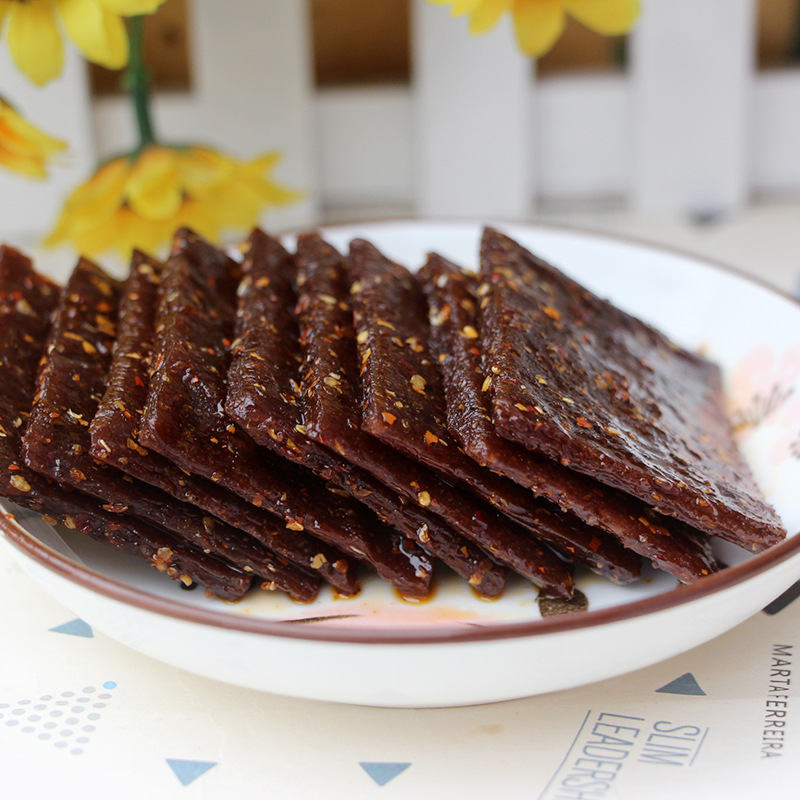 Chongqing-style specialty pickled tofu strips, spicy beef jerky, spicy snack sticks, supermarket food, wholesale