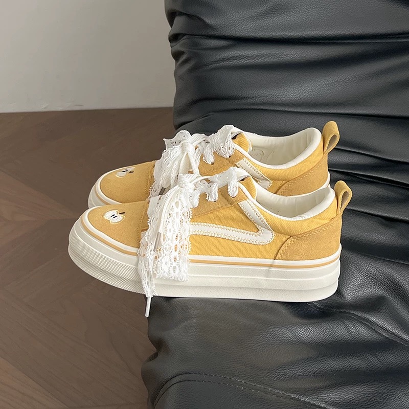 2025 nuevo diseño ins Apple skate zapatos de cabeza redonda nicho de verano transpirable zapatos de lona clásicos