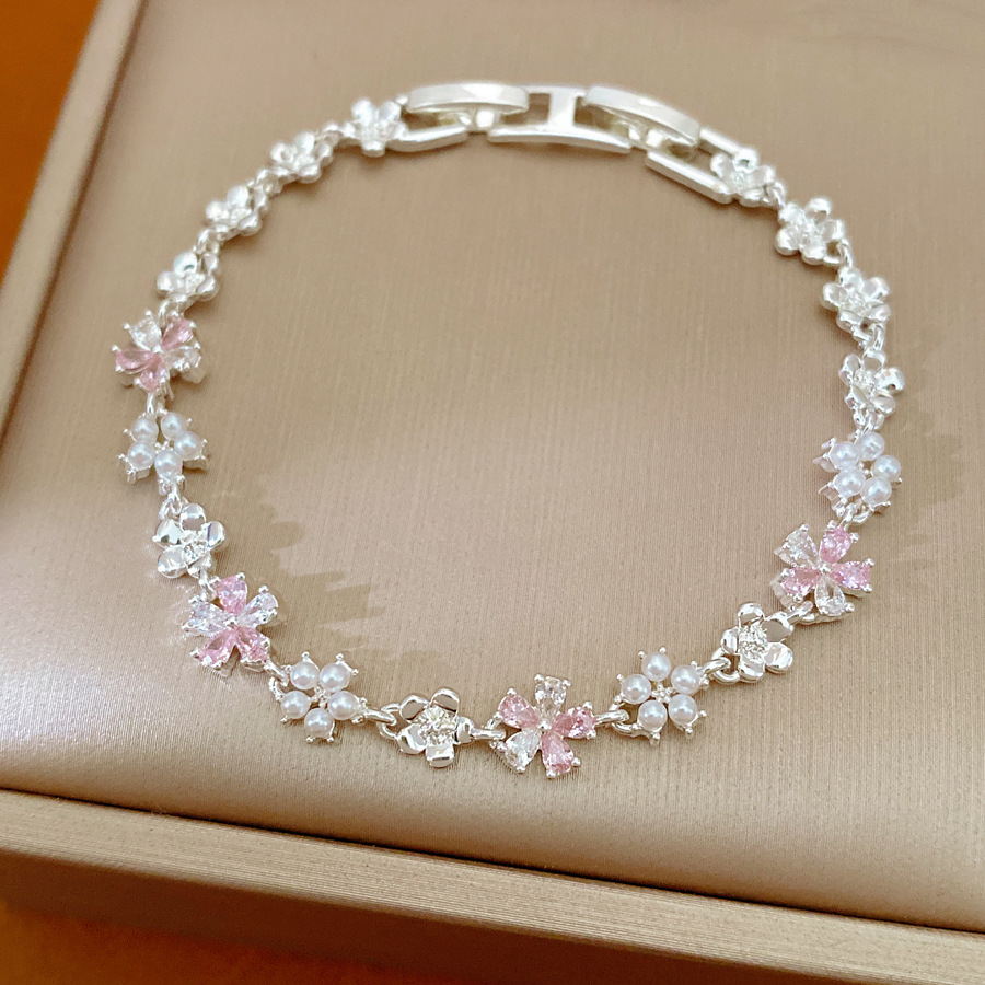 Zircon flores perlas pulseras de fichaje ligero de lujo nicho de alto nivel pulseras frescas y dulces joyas al por mayor