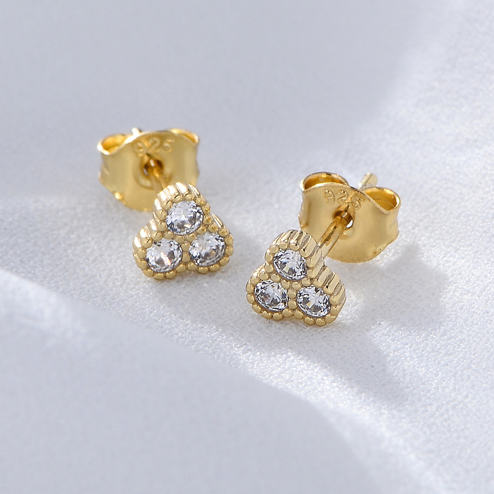 S925 plata esterlina simple pequeño Micro incrustaciones Zircon Stud pendientes temperamento femenino luz geométrica de lujo pendientes de alto sentido al por mayor