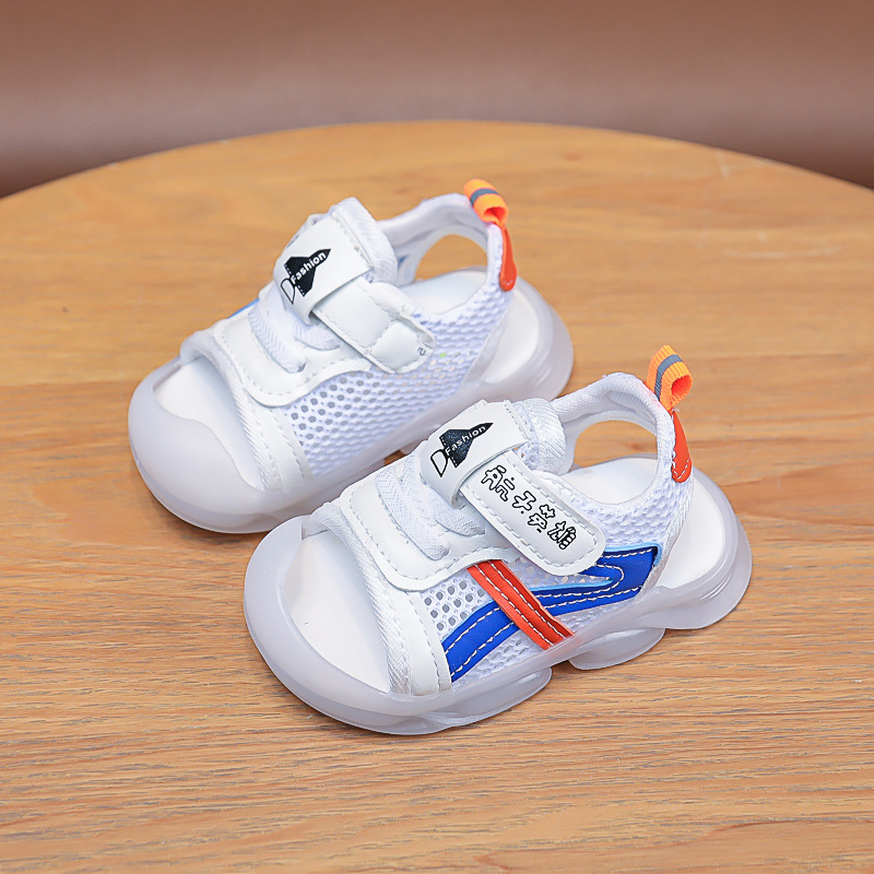 2025 verano sandalias para niños 0 - 1 - 2 años zapatos de paso antipatadas casuales transpirables zapatos de bebé zapatos de playa para niños con suela suave