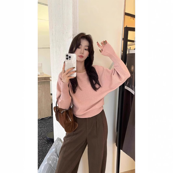 Khaki knitted autumn sweater