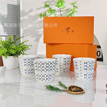 跨境家简约现代骨瓷水杯家用喝水杯子情侣对杯手握随手杯子礼盒装