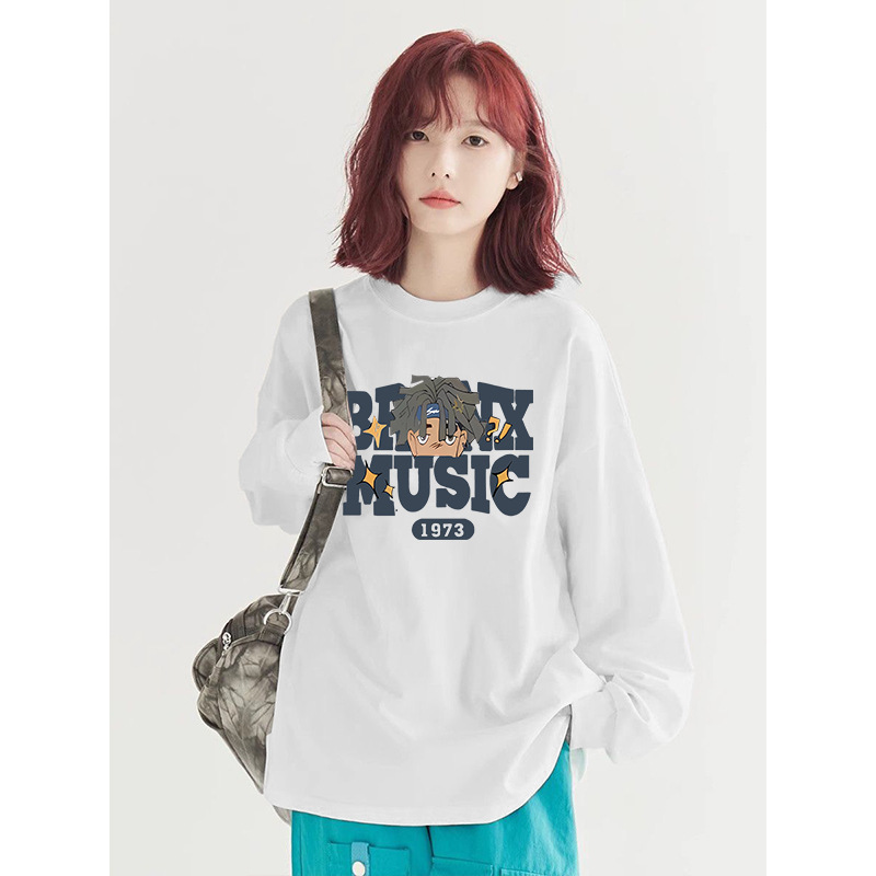 Camiseta blanca de anime americano para mujer nueva primavera y otoño suelta de nicho top de manga larga de algodón con camisa de fondo ins