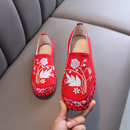 old Beijing embroidered shoes cotton embroidered shoes Fairy Hanfu Shoes