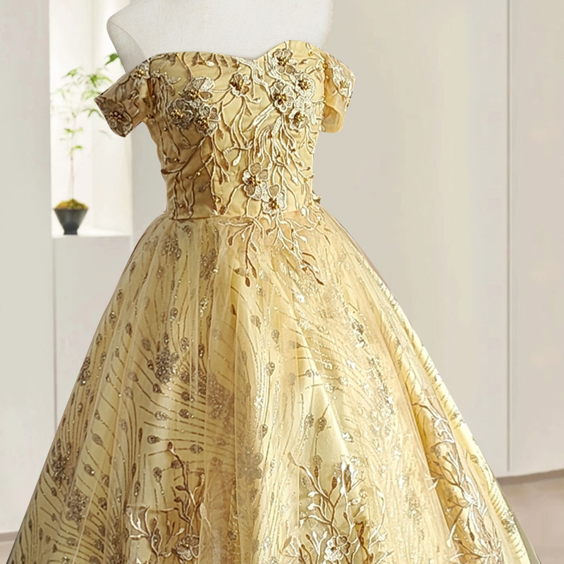 Vestido de coro dorado 2024 rendimiento de primavera vestido de novia de color esponjoso EXAMEN DE ARTE solo mujer estudiante traje de rendimiento simple