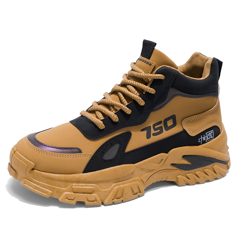 Zapatos de hombre de alto impacto otoño / invierno 2025 nueva moda botas casuales Martin, moda versátil, zapatos deportivos antideslizantes con suela gruesa