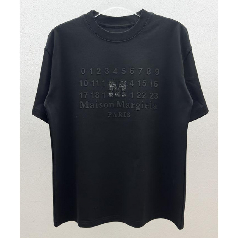 16 (black) / S