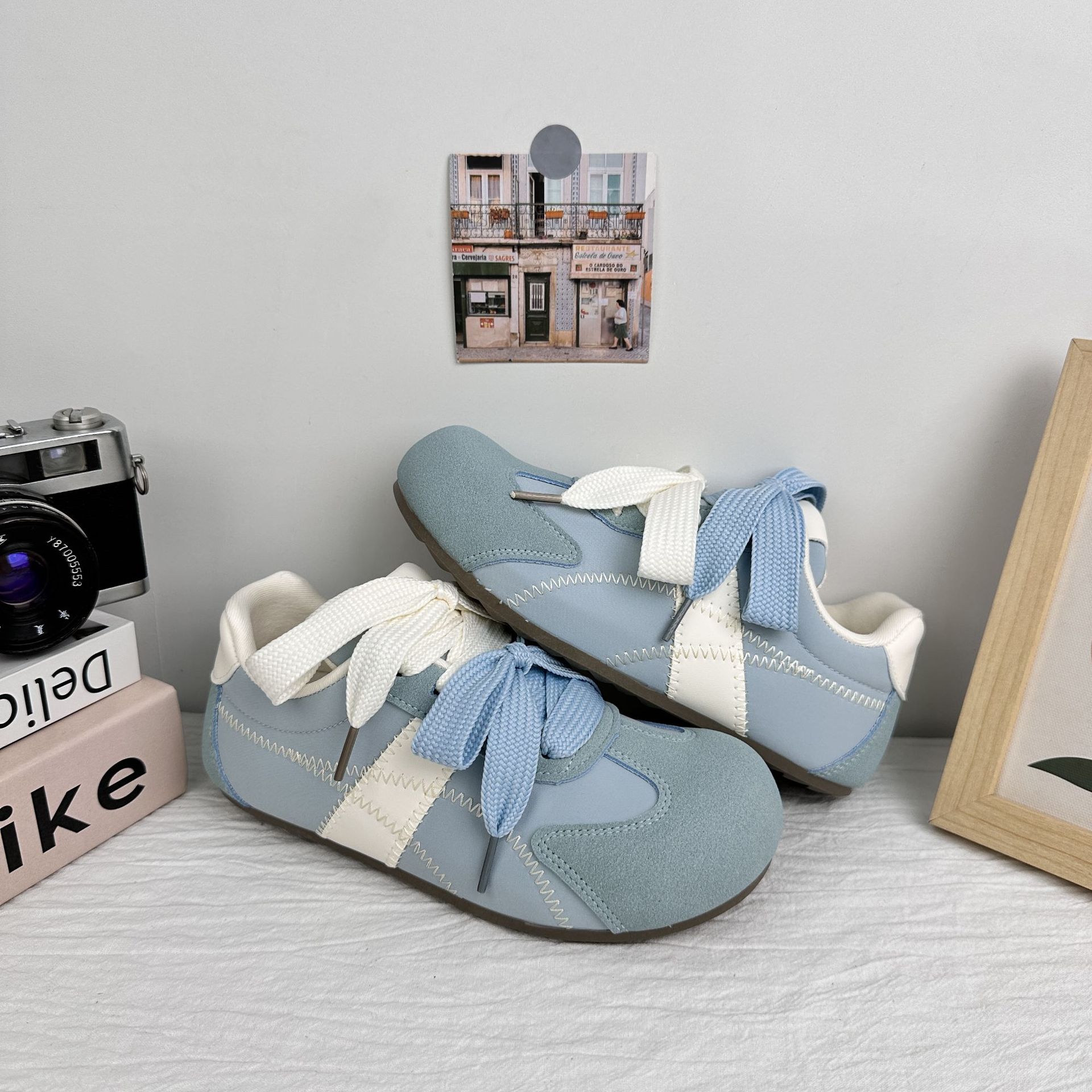 Yuanbo zapatos mujer 2025 nuevos zapatos blancos zapatos de verano zapatos de mujer zapatos de pan zapatos casuales de todo fósforo zapatos de entrenamiento alemán