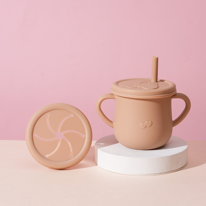 Taza de bebé de silicona transfronteriza con cubierta de bocadillos, taza de paja de grado alimenticio para niños, taza de bebida anti-caída para bebés