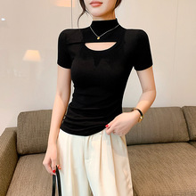 黑色正肩T恤女短袖2025夏新款半高领修身显瘦镂空设计感小众上衣