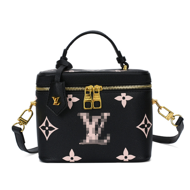 2025 New Cross-Border Foreign Trade Wholesale Retro High-End Bags Trendy Casual Tote Bag Versatile Small Square Bag