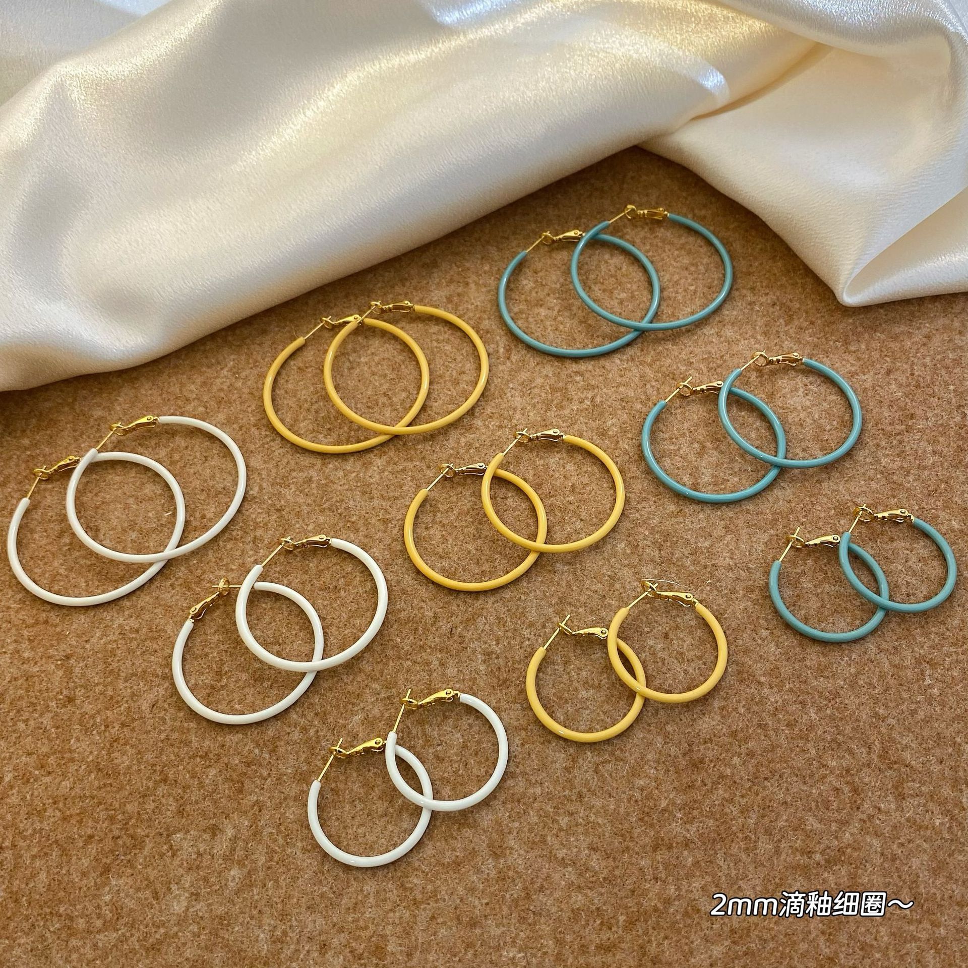 Copper Gold-Plated Dopamine Colorful Enamel Drop Glaze Hoop Earrings for Women, New Fashion Stylish Hoop Earrings