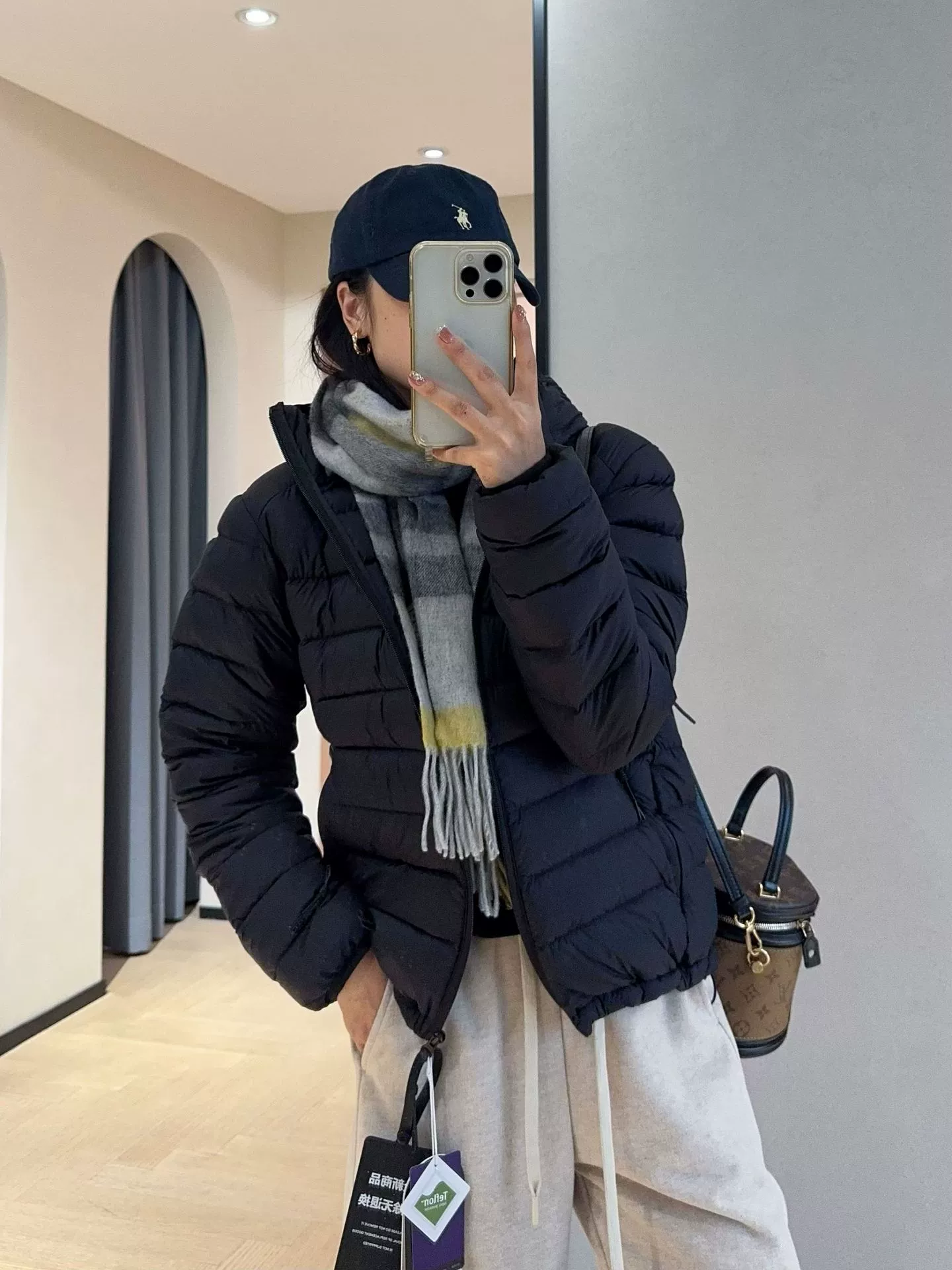 Кожух из пуха White Goose 5000+95 от WTHEONE, белый утки пух трехслойный, легкий и тонкий, утепленная куртка с капюшоном для женщин, зима 2025